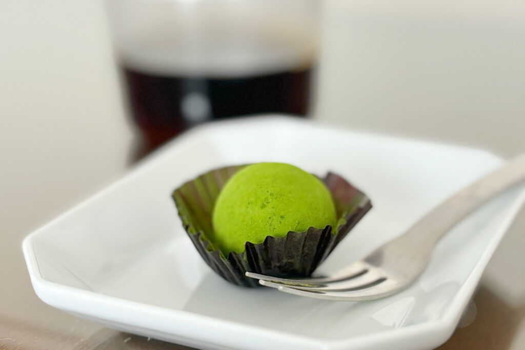 Dark green tea truffle chocolate